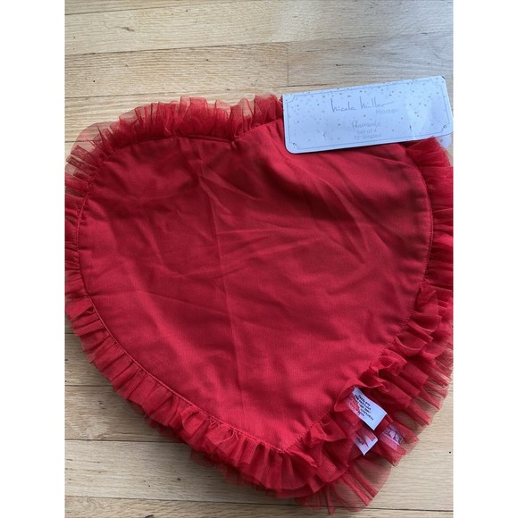 Nicole Miller Red Tulle Ruffle Heart Placemat Set Valentine Day New Set Of 4 15”